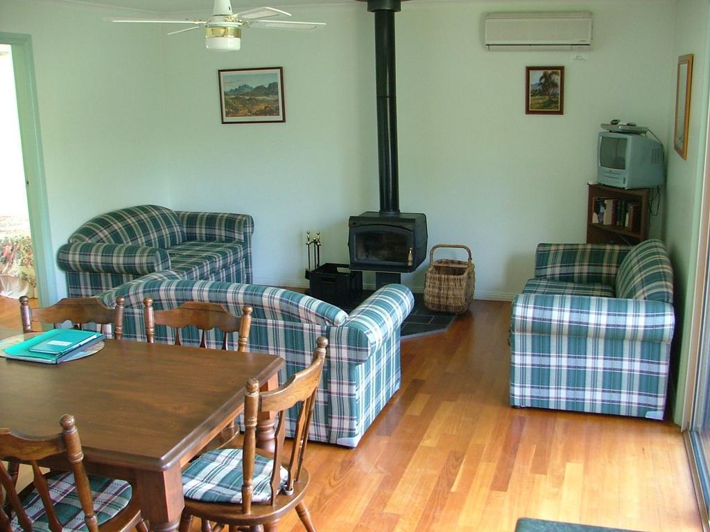 Peacehaven Country Cottages & Farmstay Буладела Номер фото